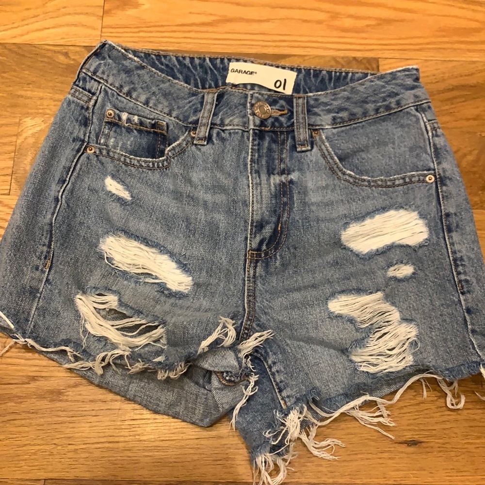 High waisted ripped denim shorts